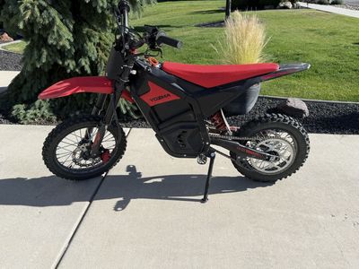 Yozma 10 E-dirt bike