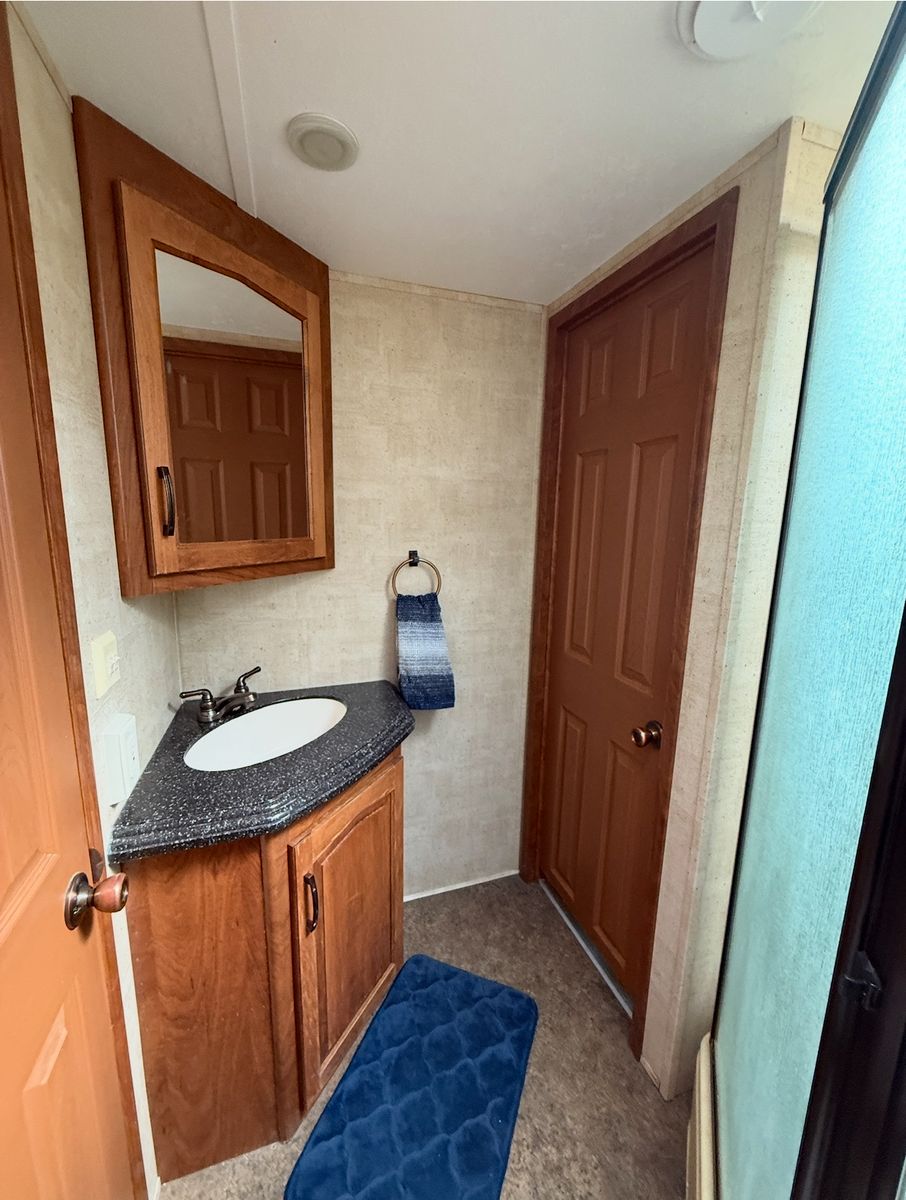 Main image 13