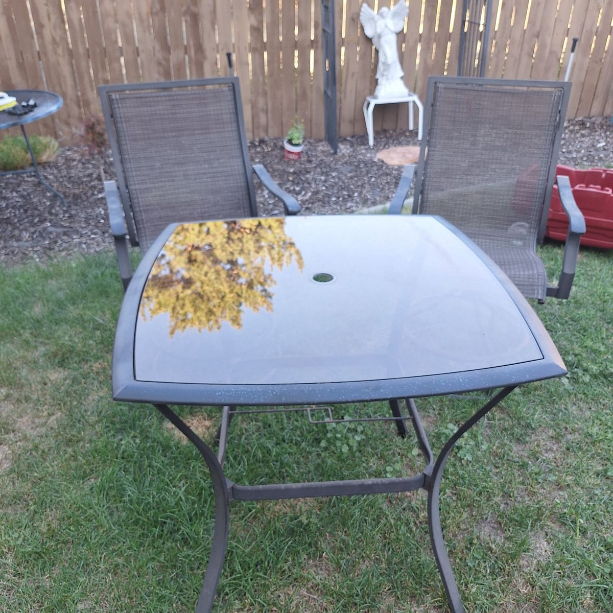 Main image 4