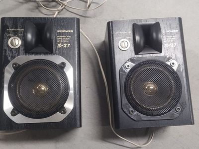 Pioneer S-X7 speakers