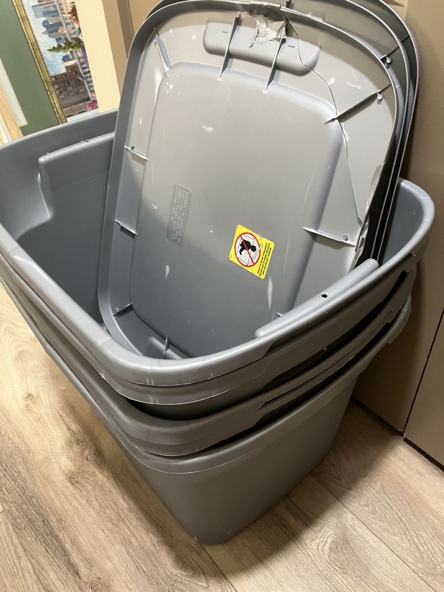 5 Gray Plastic Storage Totes 3 with Lids (1 lid duck taped) - 18 Gallon