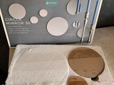 Round mirror set