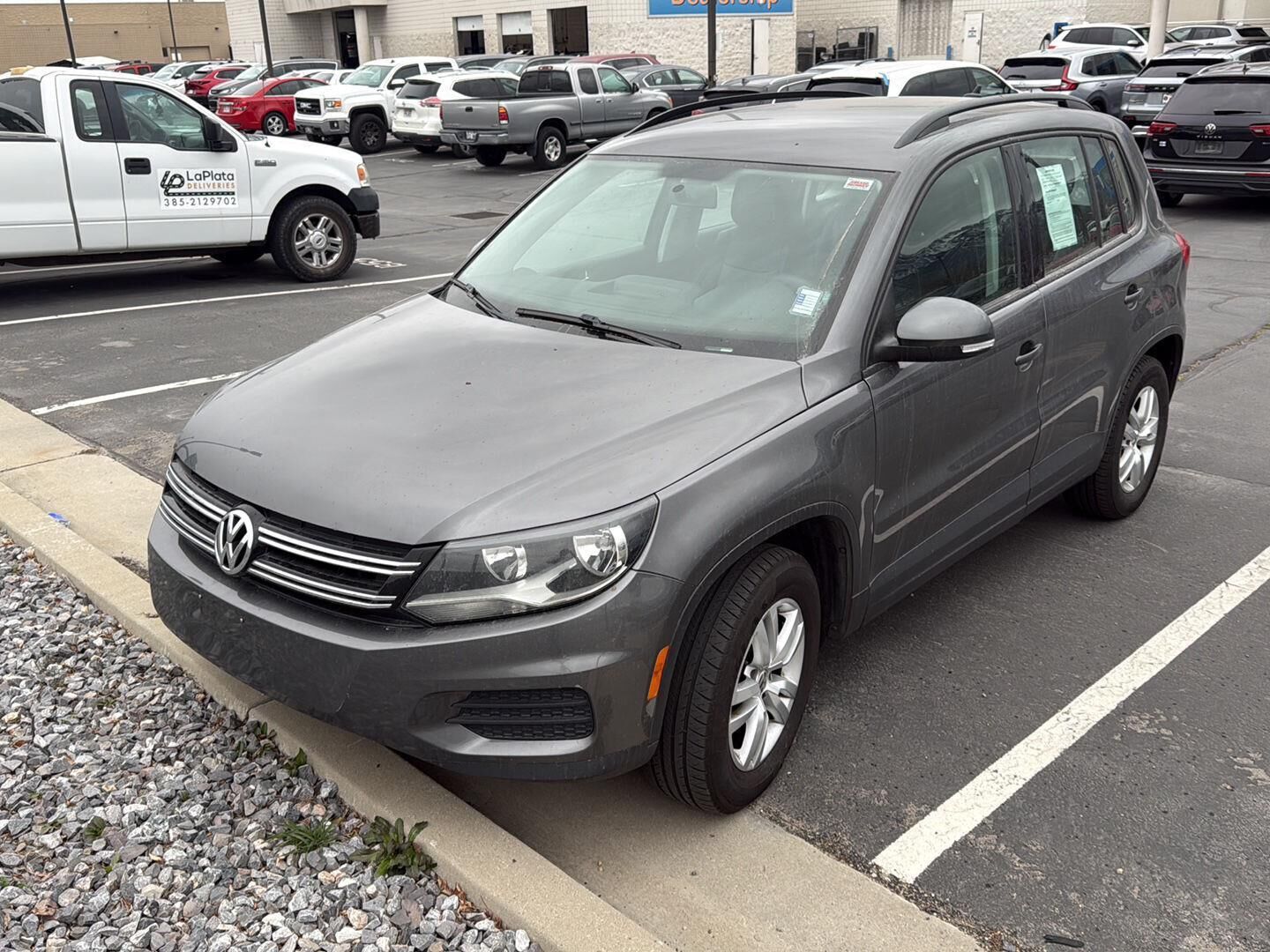 2015 VOLKSWAGEN TIGUAN S