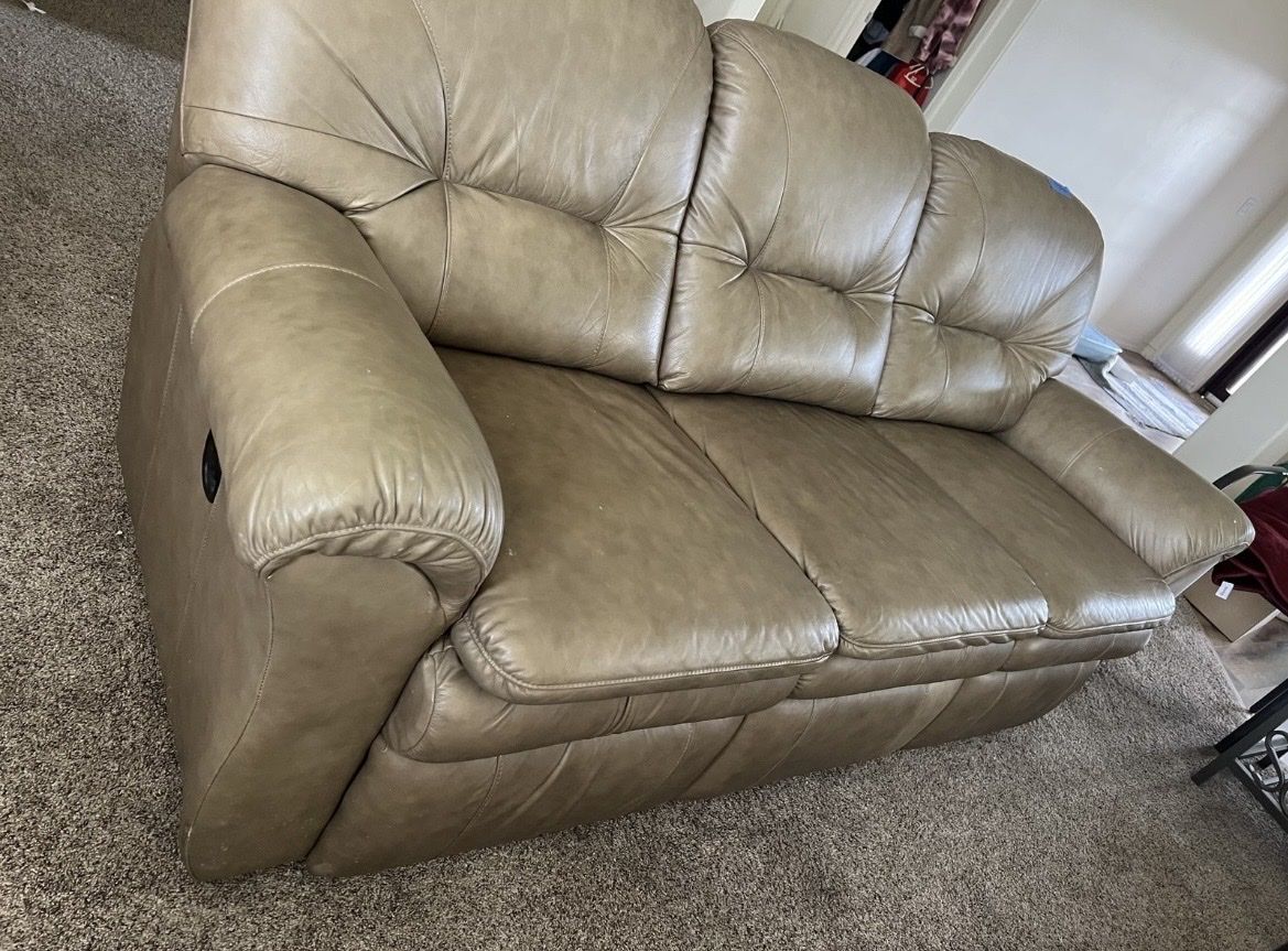 Comfortable Tan Reclining Sofa - 3 Seater Couch, Plush Upholstery