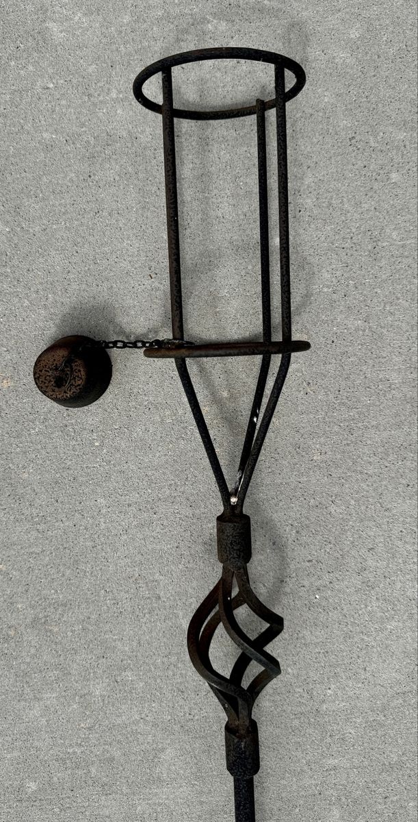 Main image 4