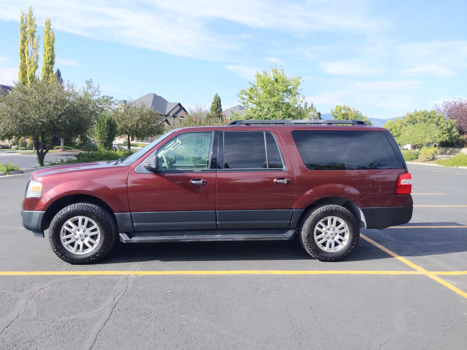 2011 FORD EXPEDITION EL XL