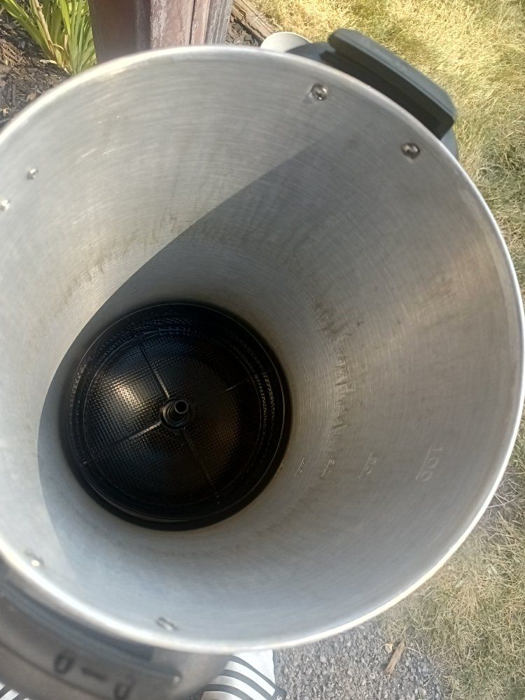 Main image 6
