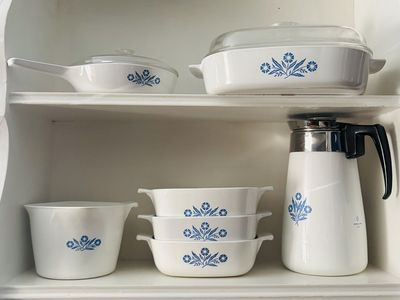 Vintage CorningWare Cornflower set