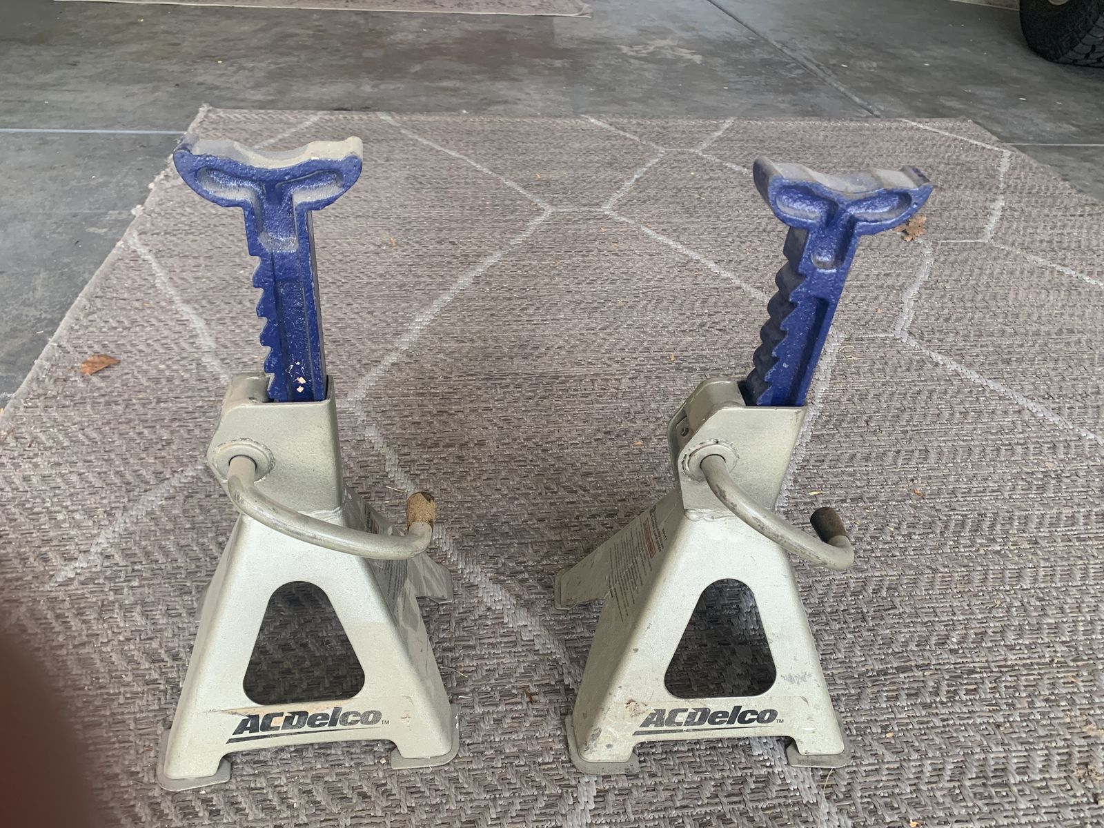 Jack Stands