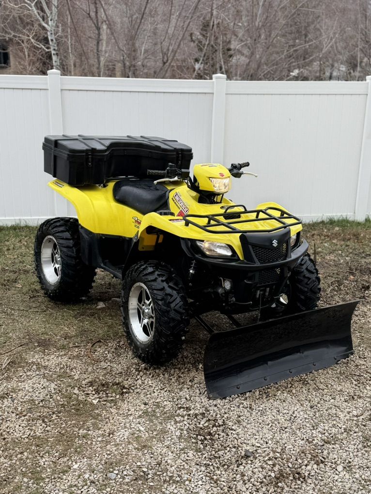 LOW MILES Suzuki King Quad 700 EFI 4x4 Snowplow