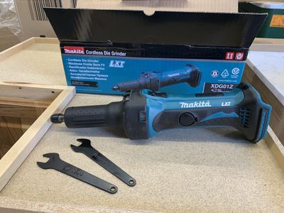 Makita 18V LXT Lithium-Ion 1/4 in. Cordless Die Grinder (Tool-Only)