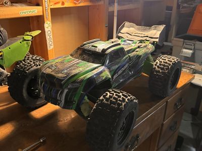 Traxxas sledge flexible on price
