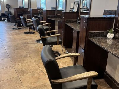 Salon Styling Chairs with Wood Grain Arms and Hydraulic Bases