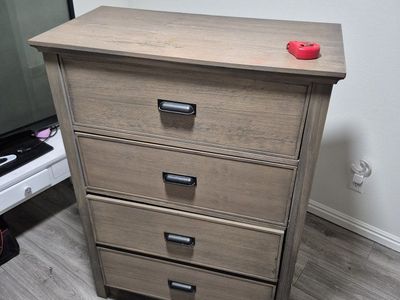 nice 4 draw dresser