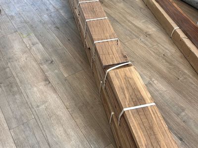 13sq feet beautiful walnut flooring boards