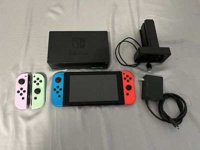 Like-New Nintendo Switch Bundle | 4 Joy-Cons + Charging Dock