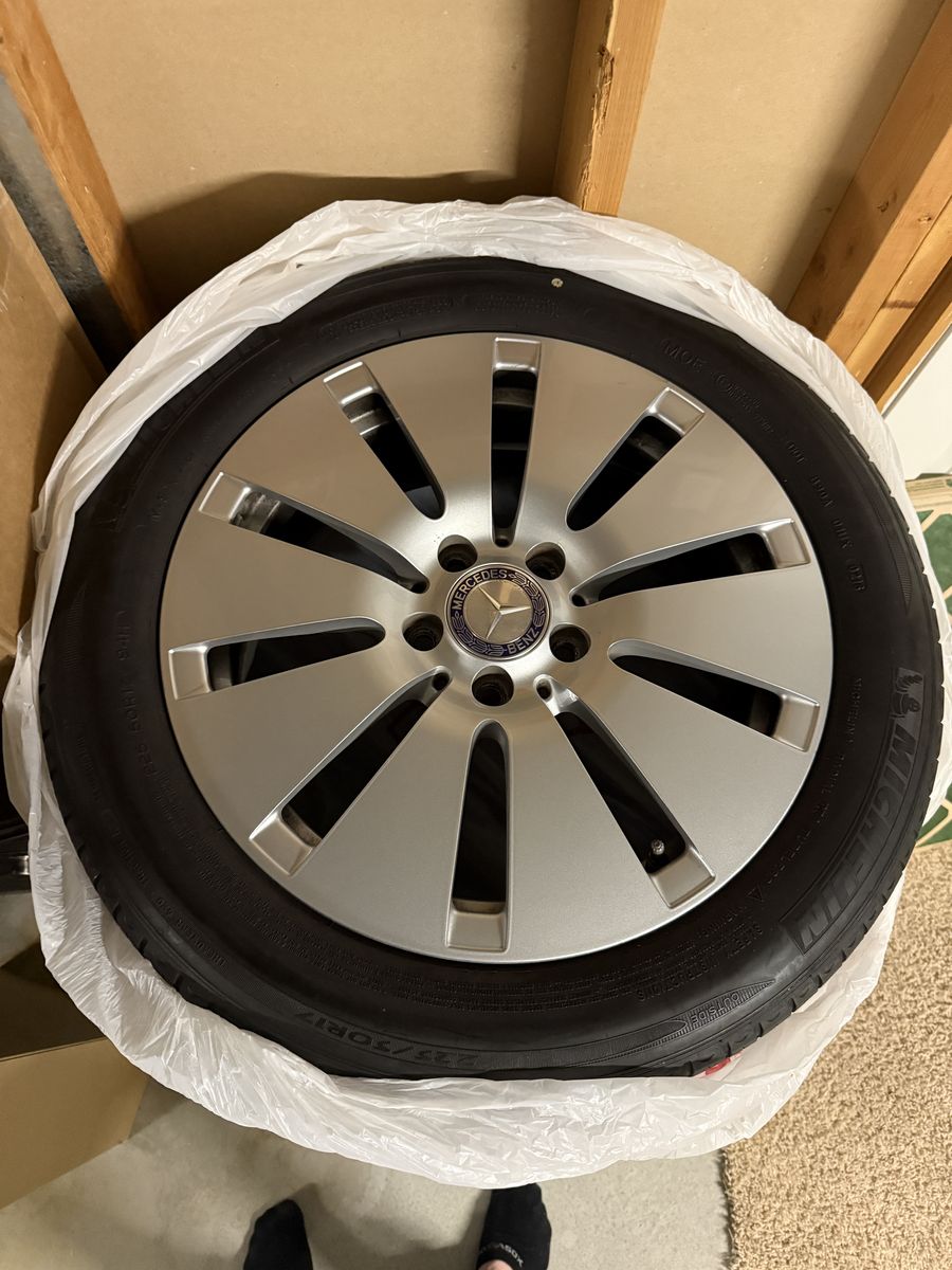 Mercedes-benz rims and tires