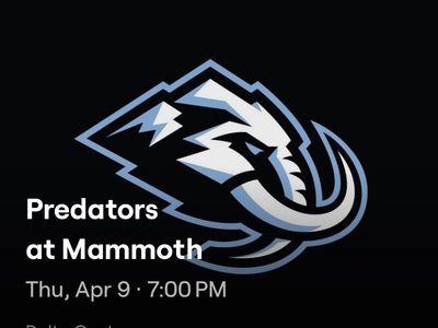 3 Tickets Nashville Predators vs Utah Mammoth