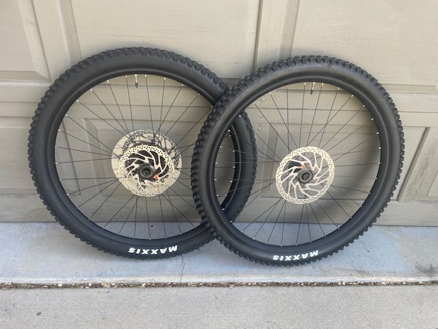 Syncros X-30S 29" Wheelset (Brand-New) w/ tires/rotors