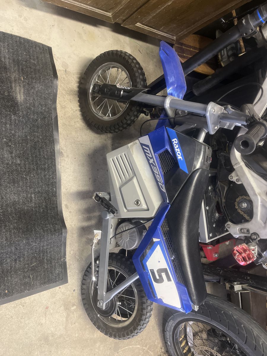 Razor MX 350 kids Motorcycle We Have 2 0f ThEm