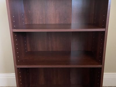 Basic Dark Wood 3-Shelf Bookcase - Adjustable Shelves