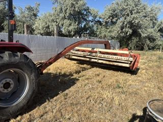 Hesston 1014 Swather 