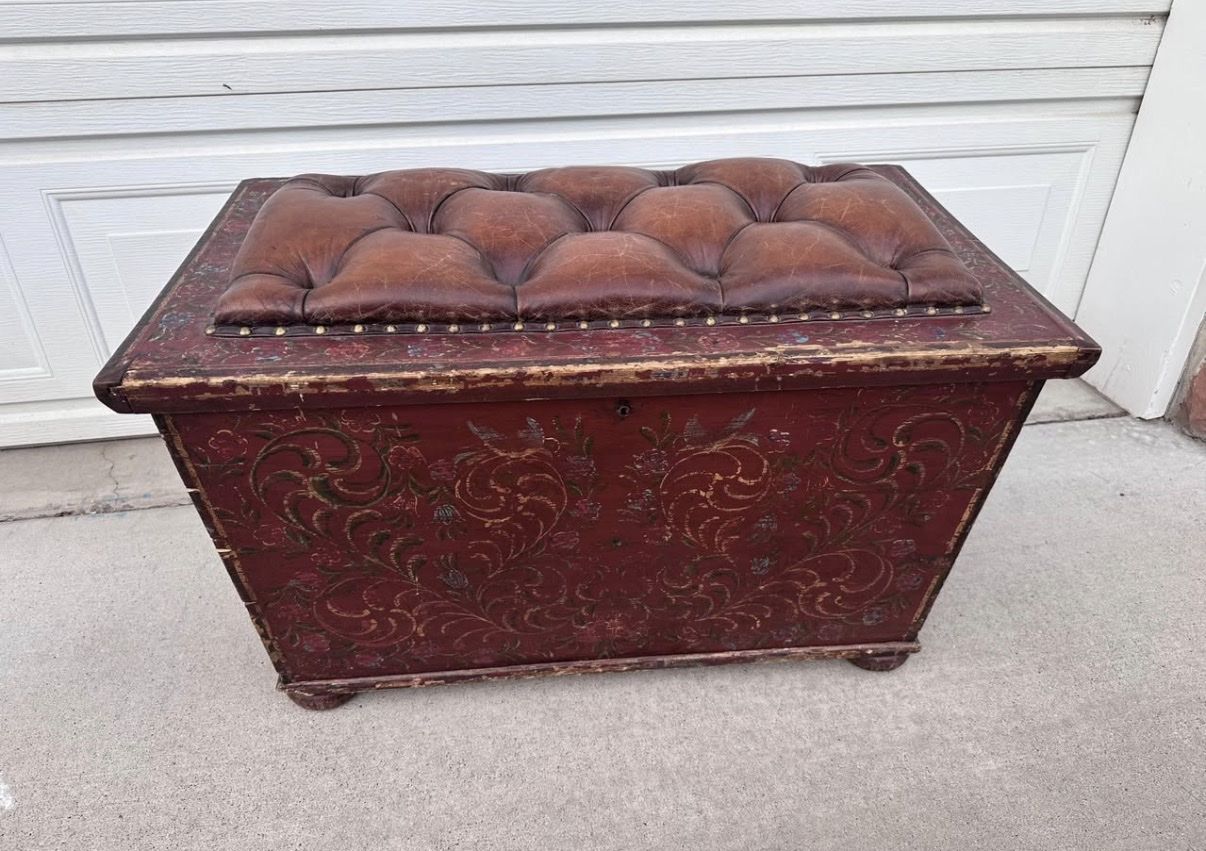 Vintage Hand-Painted Wooden Storage Chest with Tufted Leather Top
