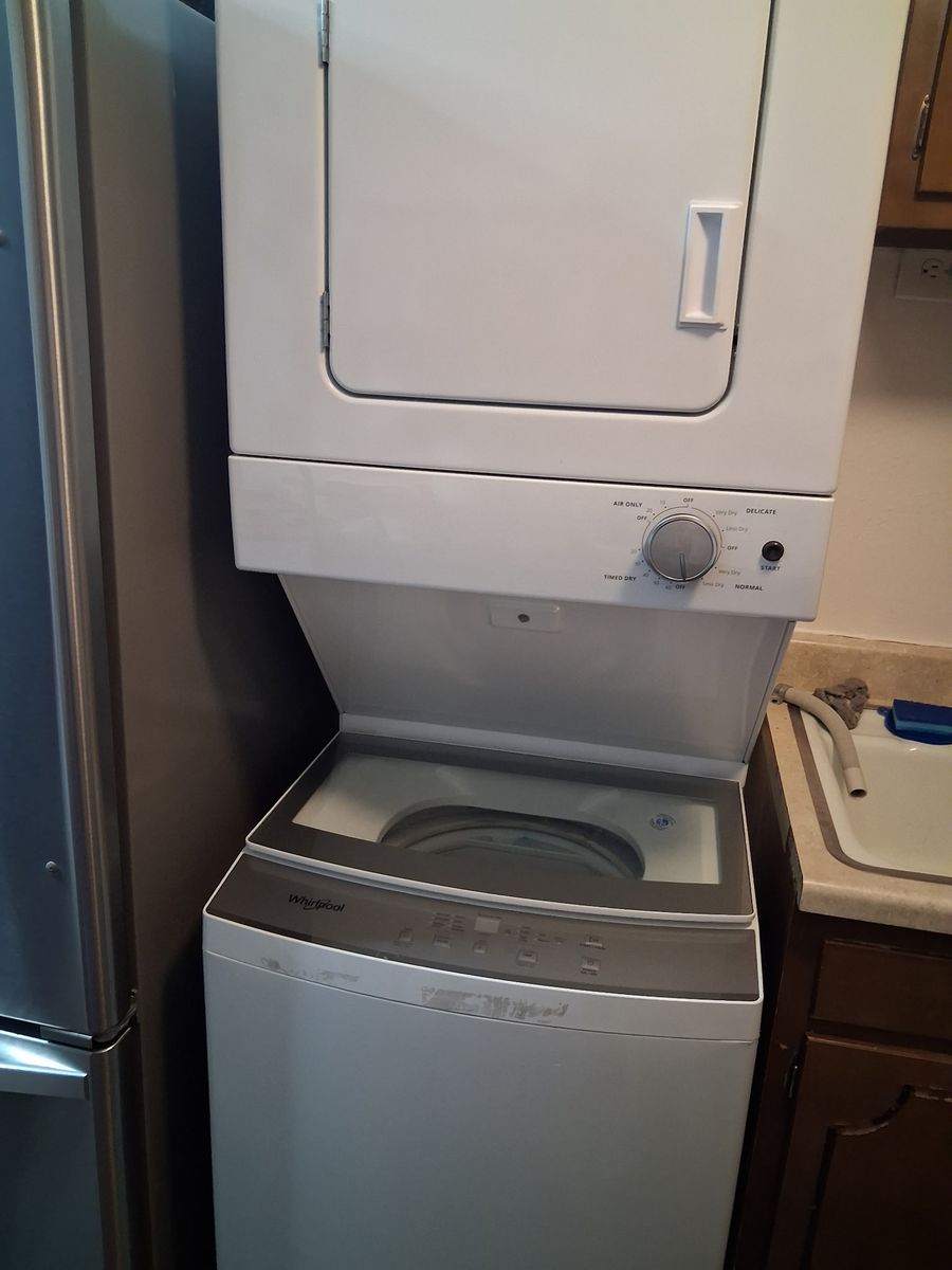 Whirlpool Stacked Washer Dryer Combo Unit White Electric