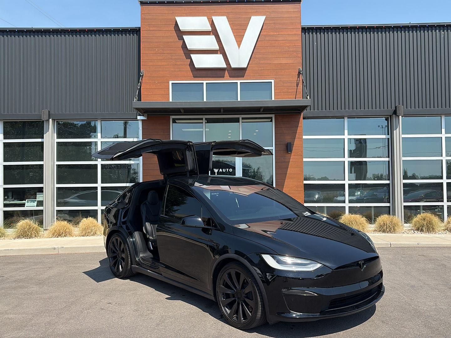 2022 Tesla Model X Base