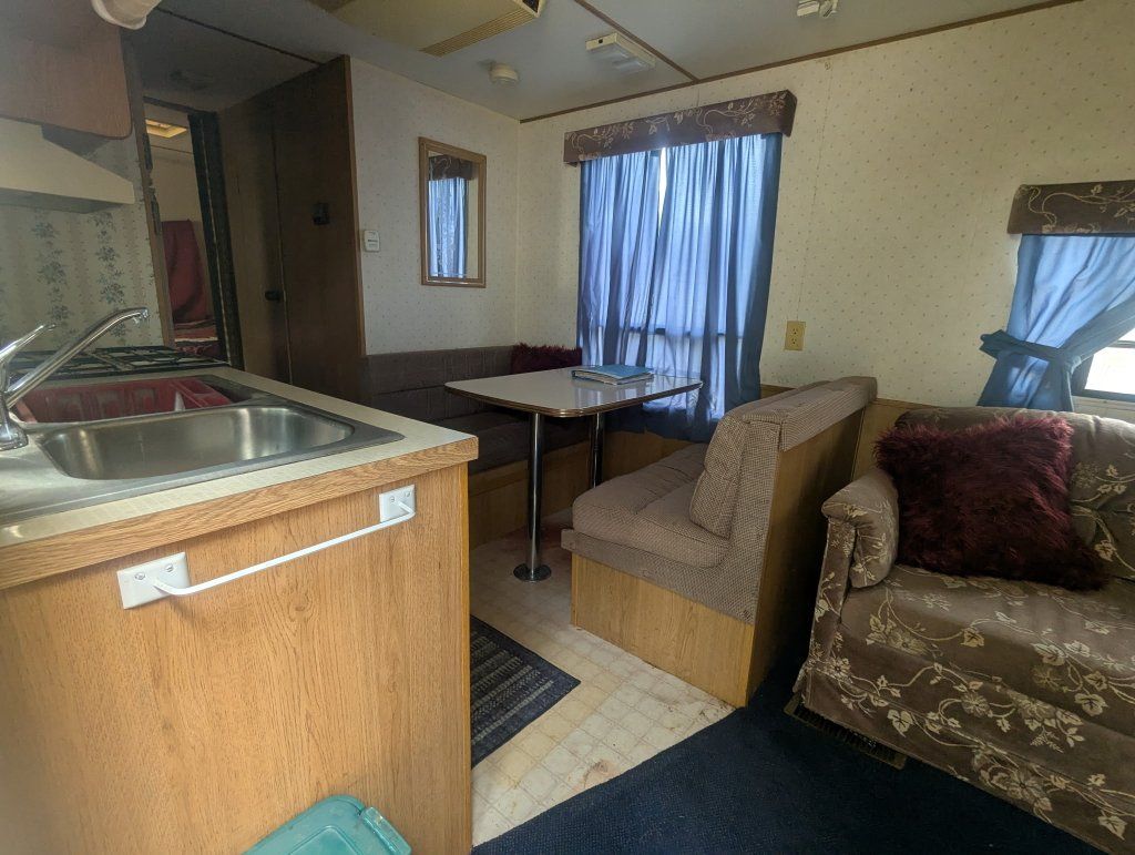 Main image 8