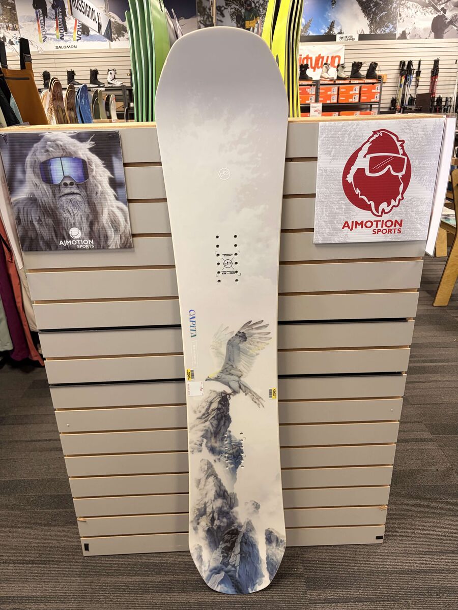 Capita Birds Of A Feather 140cm - Lightly Used 2026