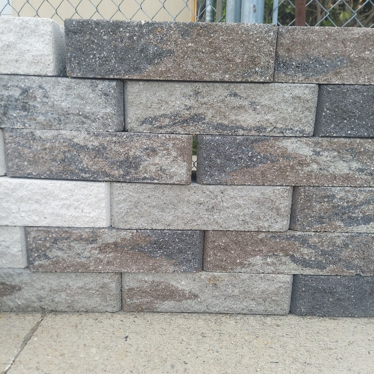 DURANGO MESA WALL BLOCKS (6x4x16)