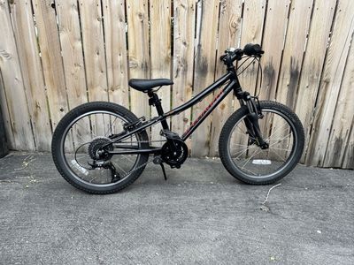 Kids bike // 20inch // specialized hot rock