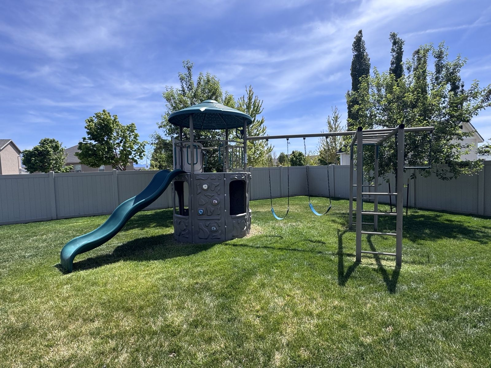 Lifetime Adventure Tower Deluxe Playset