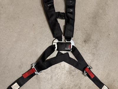 Can-Am Retractable 4-Point Harnesses