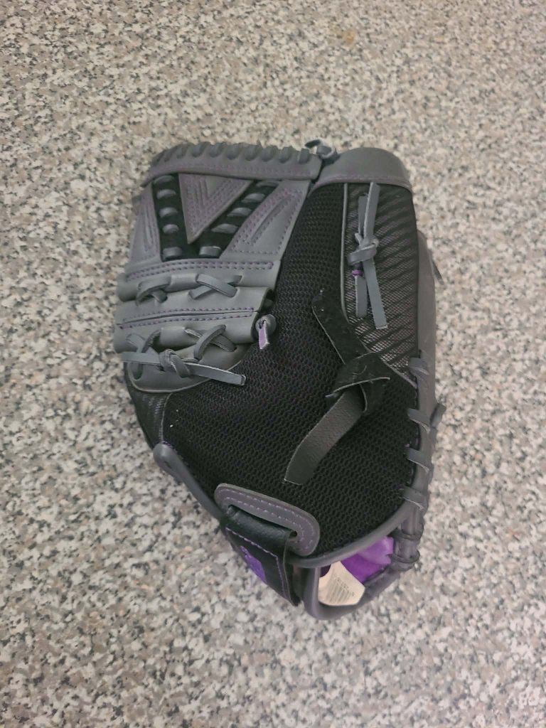 fastpitch softball glove