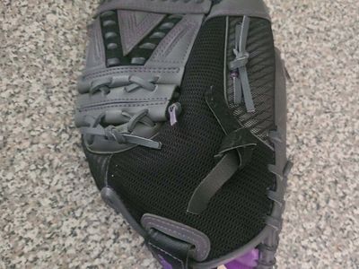 fastpitch softball glove