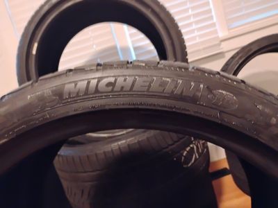 3️ Michelin 295/30 R20