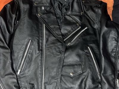Women’s leather jacket