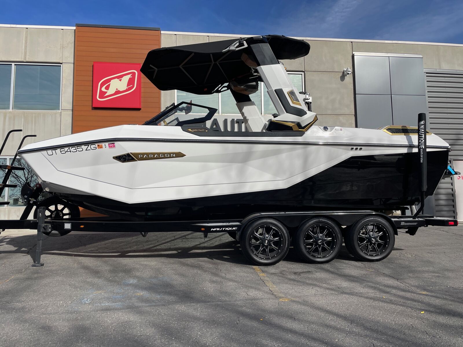 2024 Nautique G23 Paragon W/ZZ8S 630HP.  Only 47 HOURS.