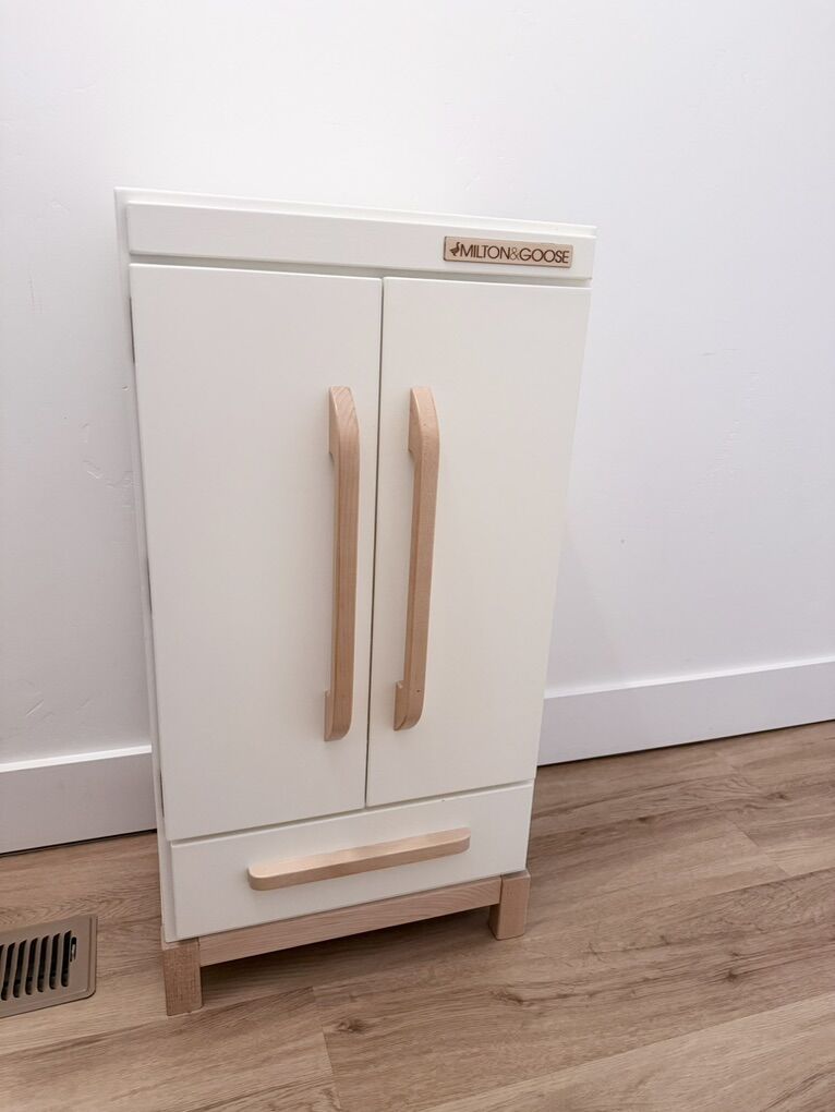 Milton & Goose Play Kitchen Fridge