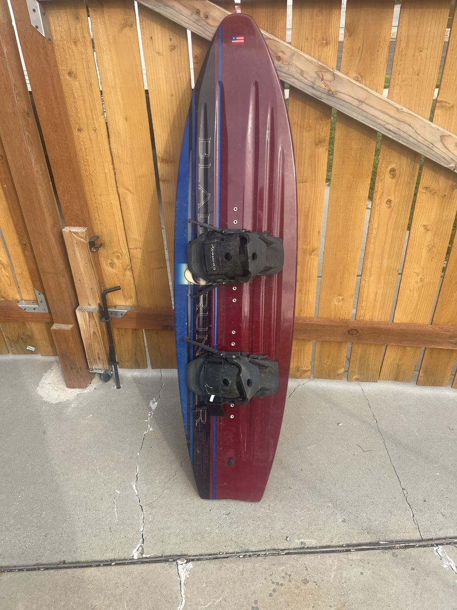 Connelly Blade Runner Kneeboard with Adjustable Bindings
