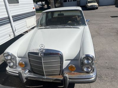 1971 Mercedes-Benz 280 series