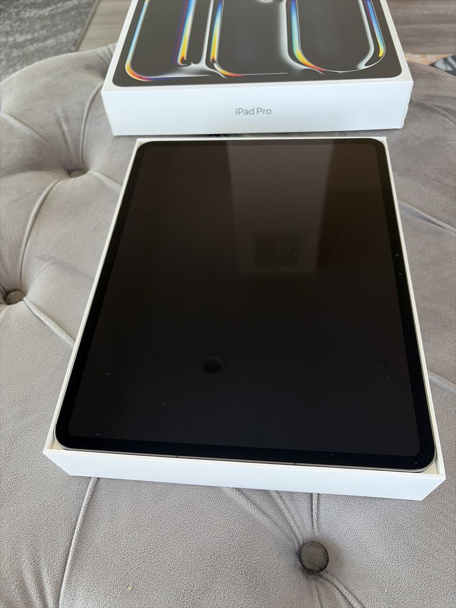 Apple iPad Pro 13-inch (M4, Wi-Fi + Cellular, 1TB) - Space Gray