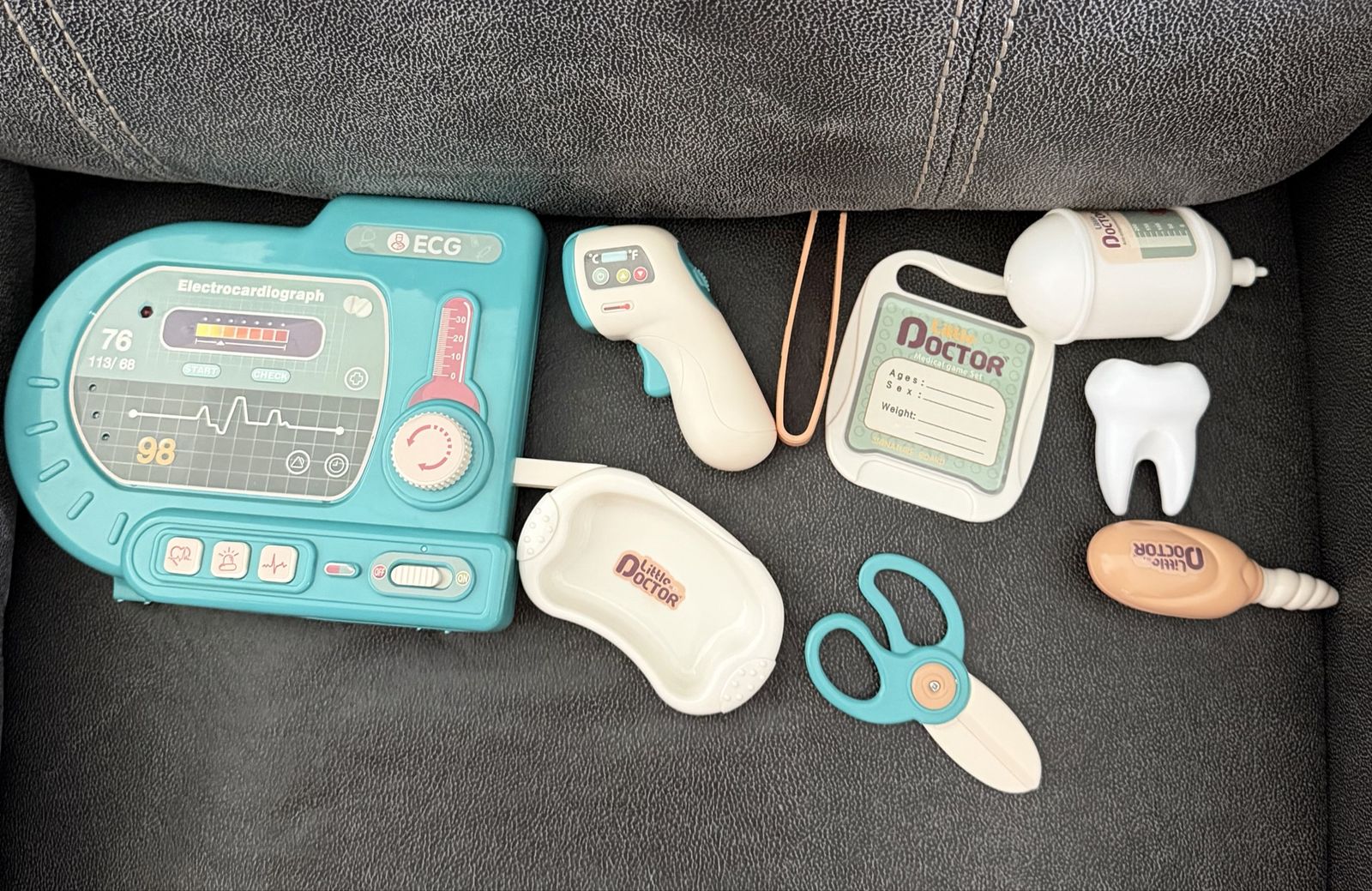 Fun little doctor playset