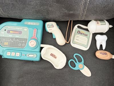Fun little doctor playset