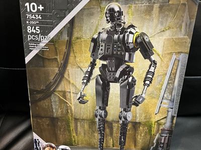LEGO Star Wars K-2SO Building Set (75434) - 845 Pieces