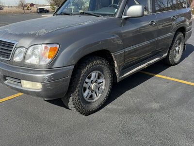 1999 LEXUS LX Three-Row