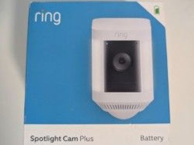 Ring Spotlight Camera Plus (Battery, white)