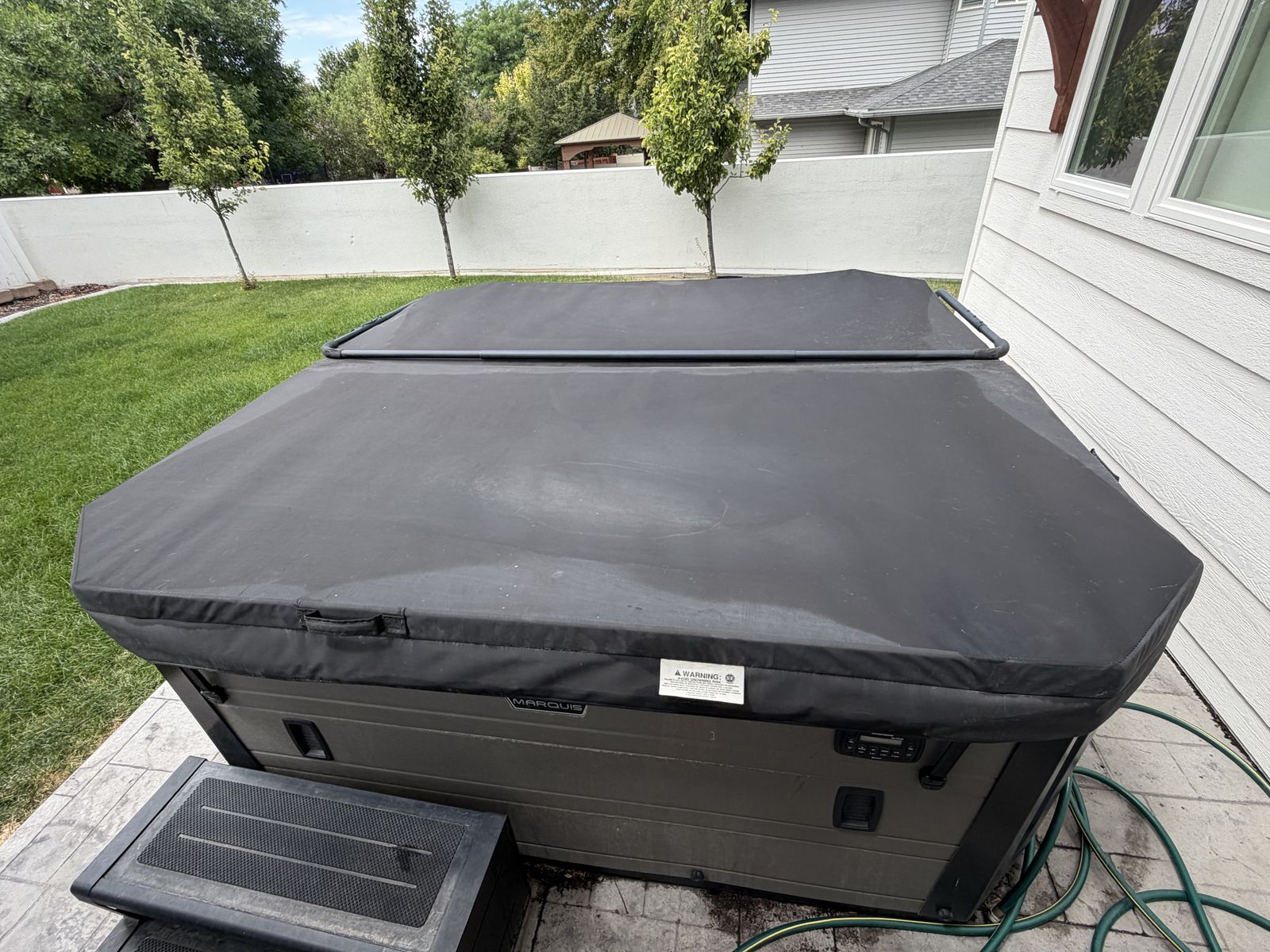 Main image 4